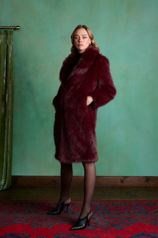 Coretta Long Fur Coat in Burgundy